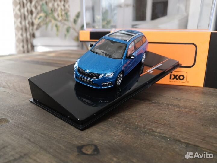 SkodaOctavia RS a7 универсал 1/43
