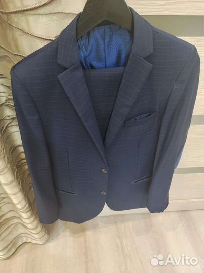 Школьный костюм на подростка