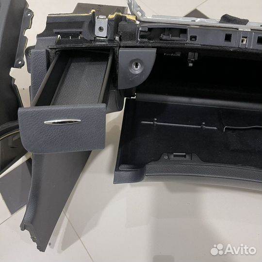 Нижняя частьТорпедо w211 чёрный цвет