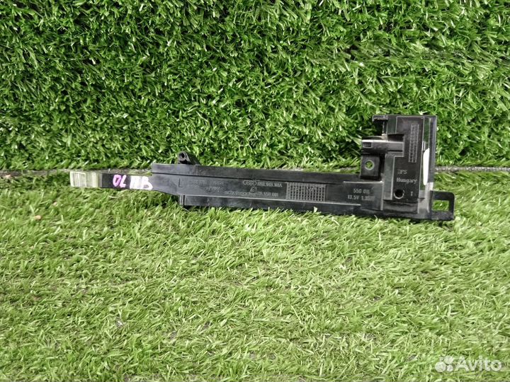 Повторитель поворота в зеркало левый VAG Audi A6 C