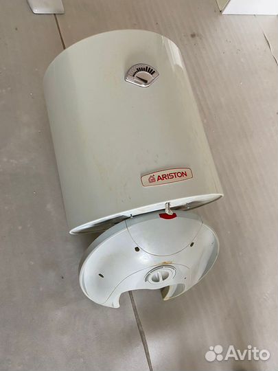 Водонагреватель Ariston