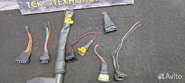 Разъёмы проводки двигателя Volkswagen Passat B3