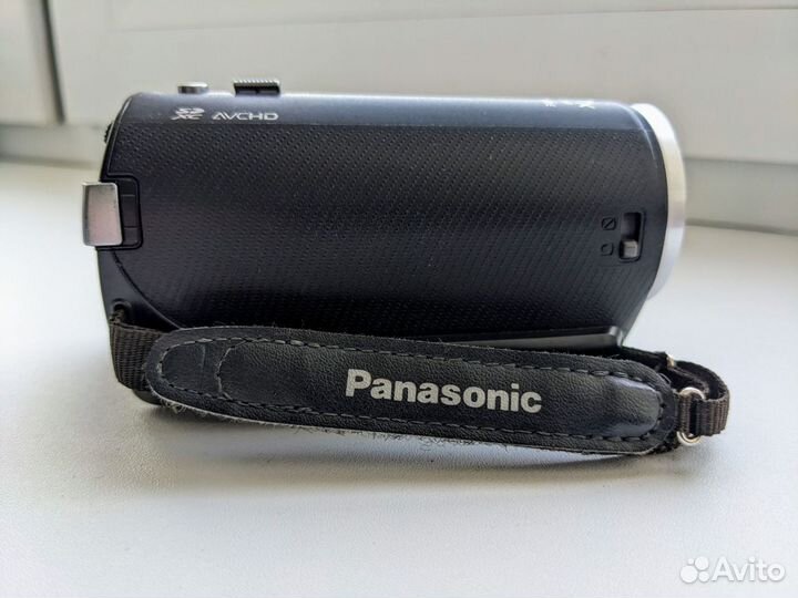 Видеокамера Panasonic HC-V160, Зум х75