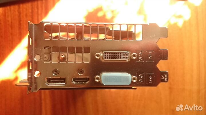 Видеокарта Asus GTX570 Direct cuii