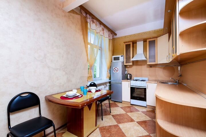 2-к. квартира, 60 м², 3/6 эт.