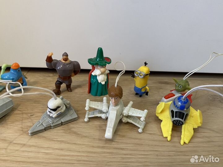 Киндер игрушки