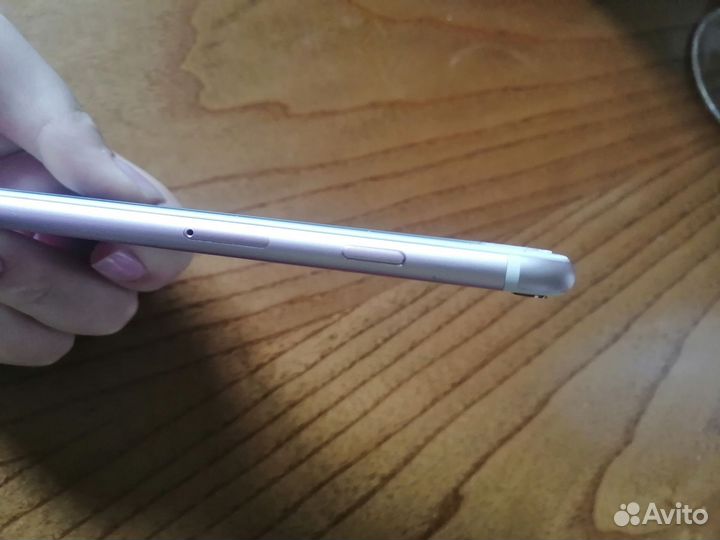 iPhone 6S, 16 ГБ