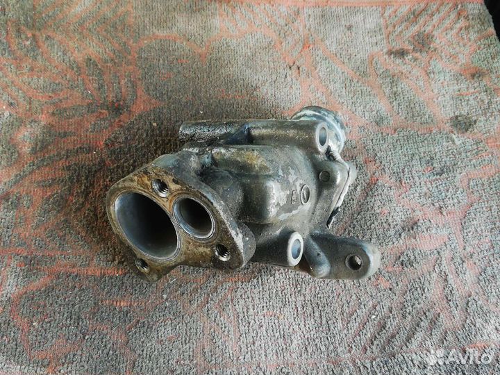 Корпус термостат Ниссан Премьера Комфорт Р11