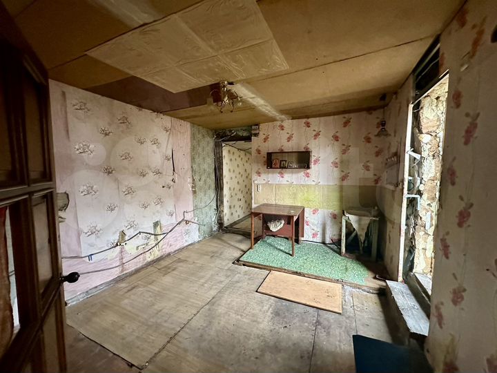 Дом 42 м² на участке 1,8 сот.