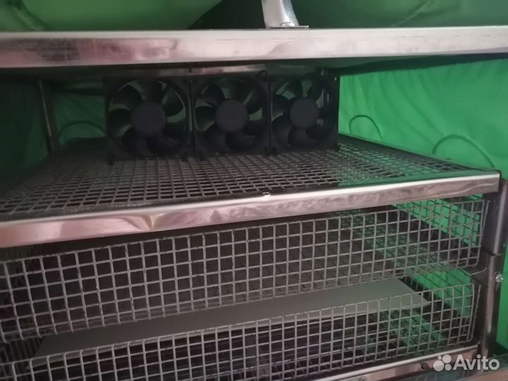 Инкубатор для яиц автоматический