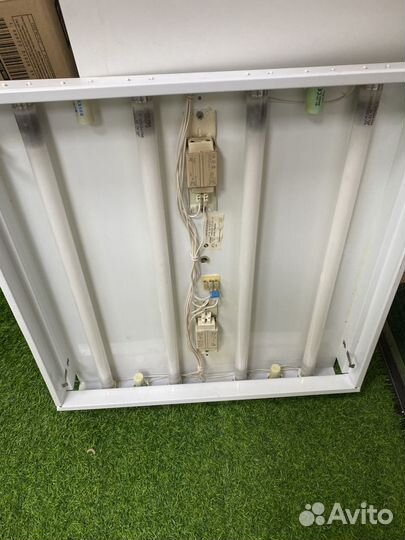 Светильник потолочный