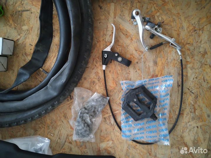 Покрышки камеры седло крылья тормоза педали и др