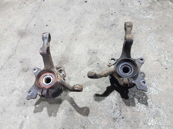 Кулак поворотный Volkswagen Passat B3