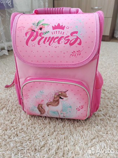 Рюкзак школьный