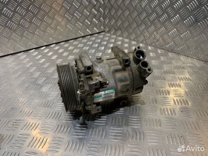 Компрессор кондиционера Renault Duster 2012-2015