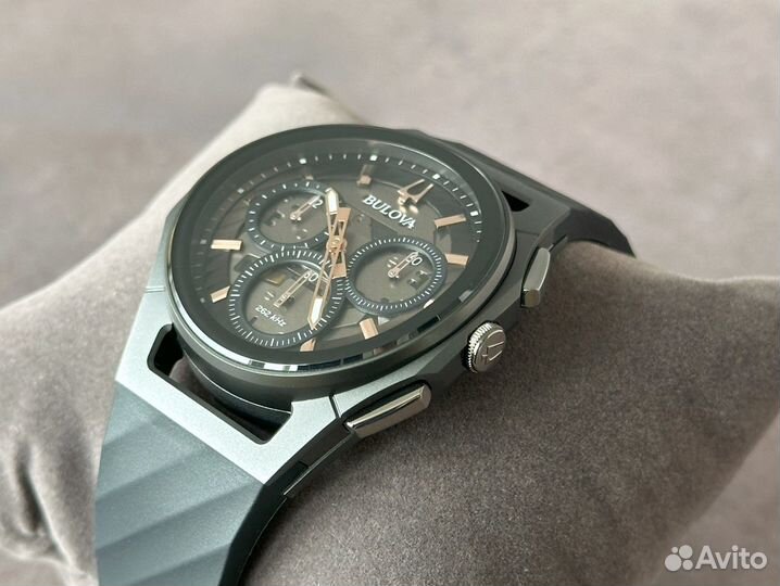 Наручные часы Bulova