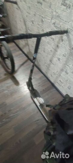 Трюковой самокат