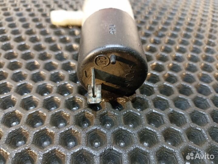 Насос омывателя фар