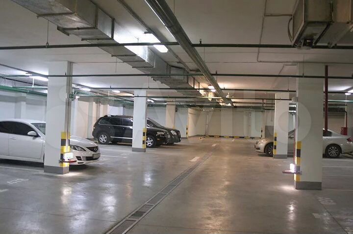 Машиноместо, 17 м²