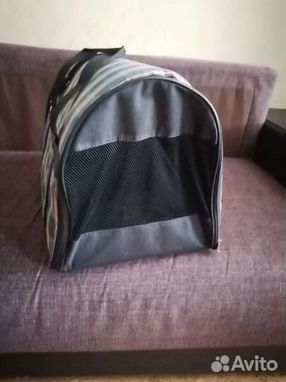 Переноска для кошек и собак