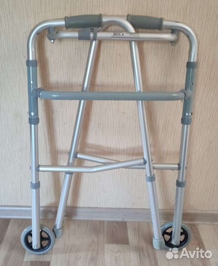 Ходунки для взрослых