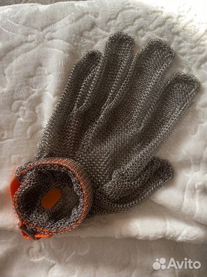 Кольчужная перчатка