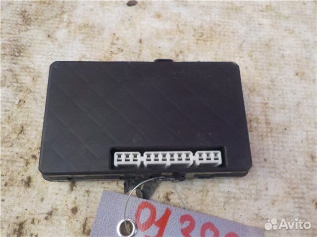 Блок реле Toyota Corolla E12 1ZZ 2001-2007