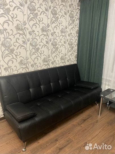Диван кожаный