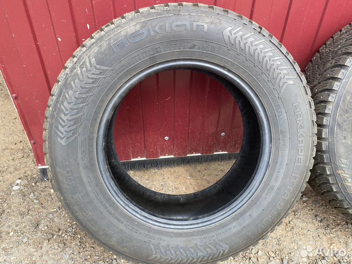 Nokian Tyres Hakkapeliitta 8 SUV 215/70 R16 100T