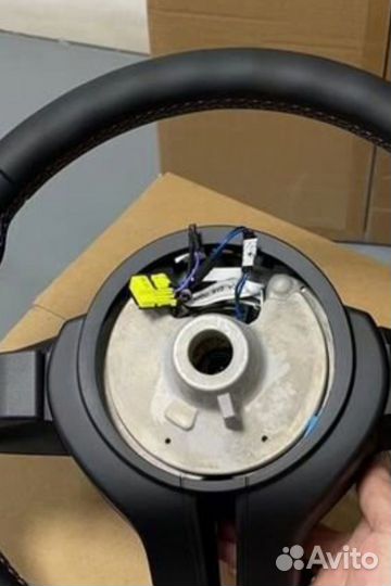 Руль BMW X5 E70X6 E71,3 E90