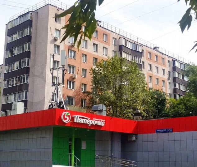 Комната 10,5 м² в 2-к., 1/9 эт.