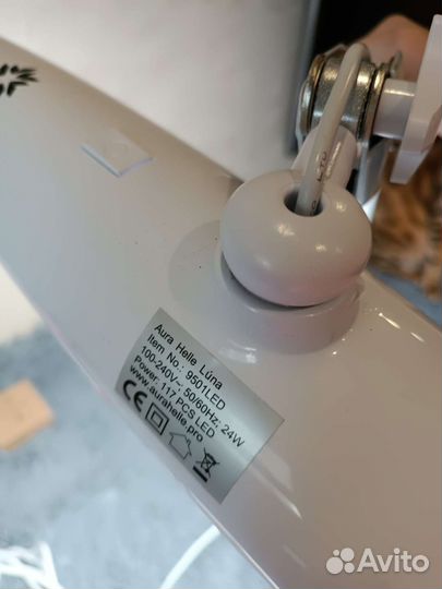 Лампа бестеневая светодиодная