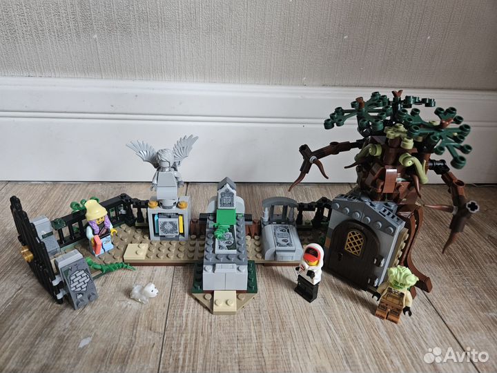 Lego hidden side кладбище