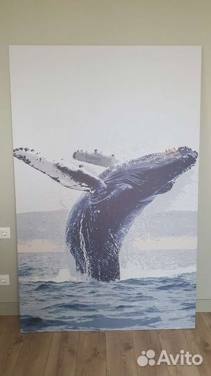 Картина кита на холсте