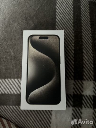 Коробка от iPhone 15 pro