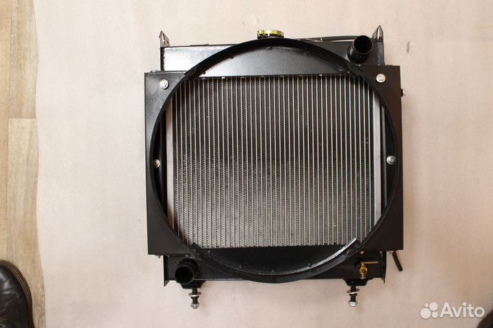 Радиатор охлаждения двигателя K2105D