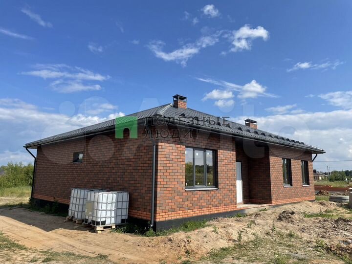 Коттедж 124 м² на участке 8 сот.