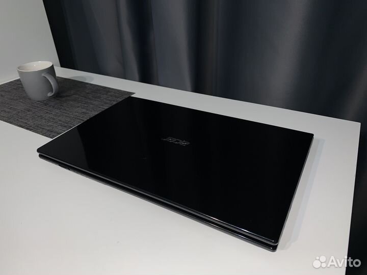 Большой игровой Acer 17 i5 8gb ssd512gb GT650m 2gb