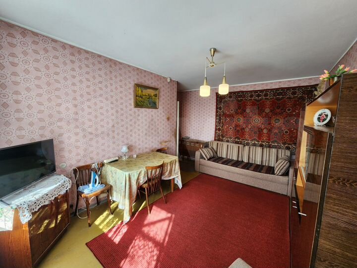 2-к. квартира, 43 м², 6/9 эт.