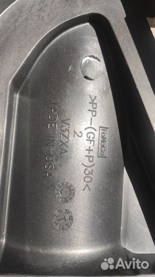 Крышка воздушного фильтра Ford Mustang