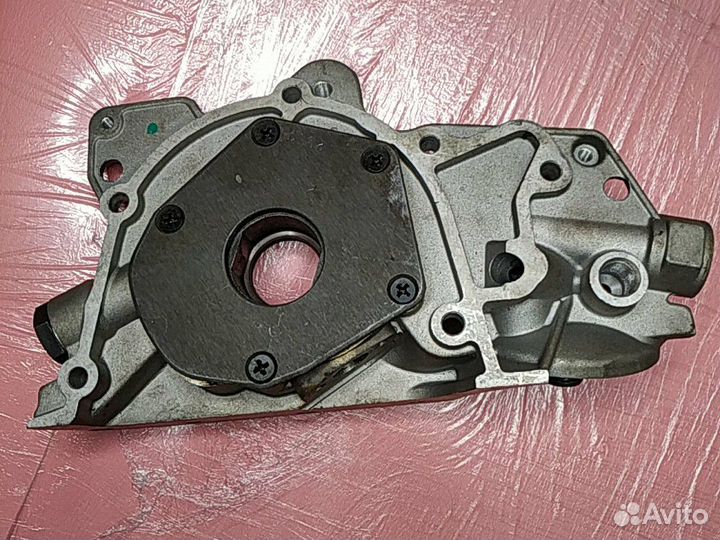 Насос масляный