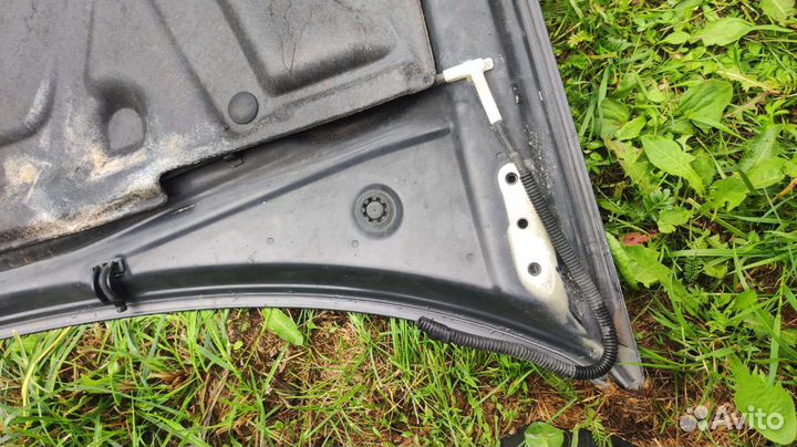 Капот outback bp, форсунки омывателя