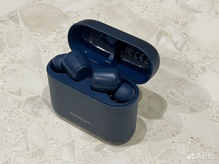 Беспроводные наушники nokia