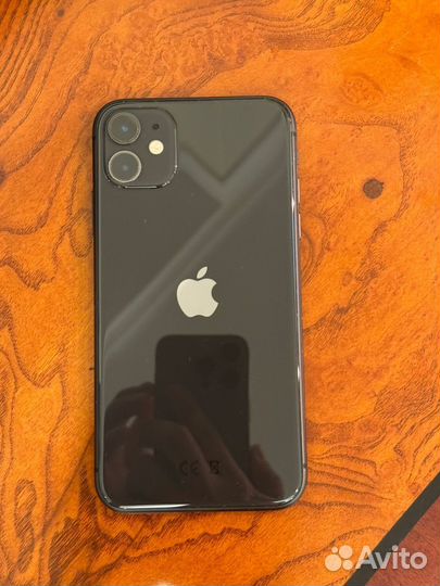 iPhone 11, 64 ГБ