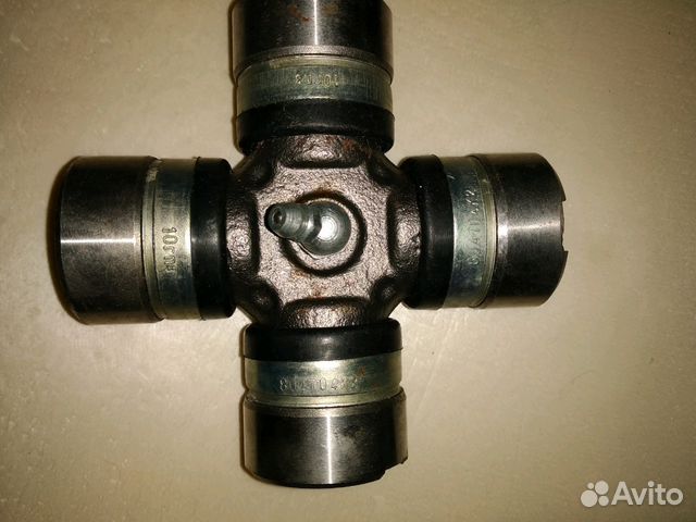 Крестовина газ 3308. Крестовина карданного вала 53а-2201025. Крестовина 3308. Re65621 крестовина обслуживаемый. Крестовина кардана газ 53.