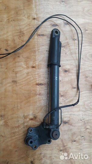 Цилиндр подъема кабины Mercedes Actros MP1 MP2 MP3