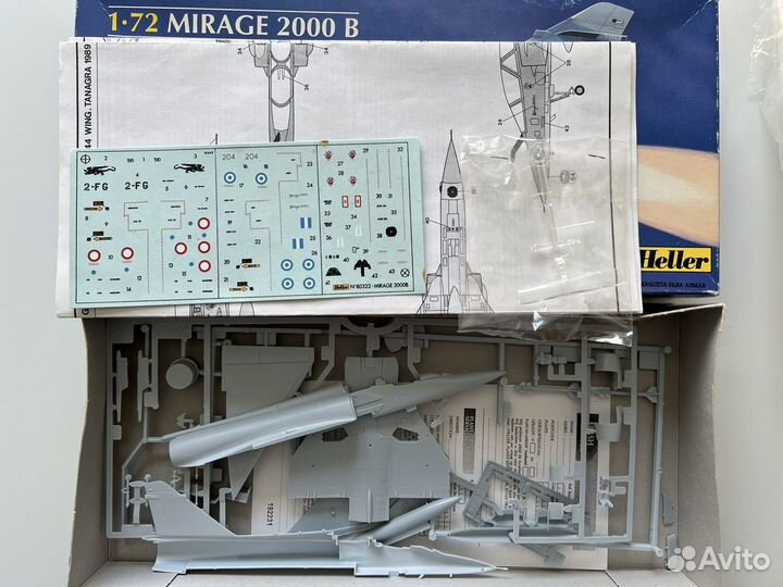 Модель самолета Mirage 2000 M1/72