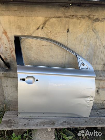 Дверь передняя Mitsubishi outlander 3