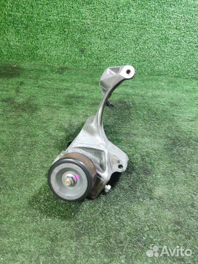 Кронштейн генератора Nissan 1.2 HR12DE