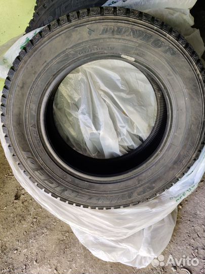 Dunlop SP Winter Ice 01 205/65 R15 94T